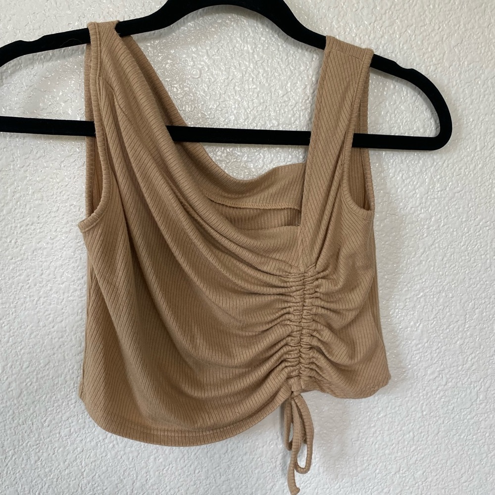 Storers asymmetrical top
